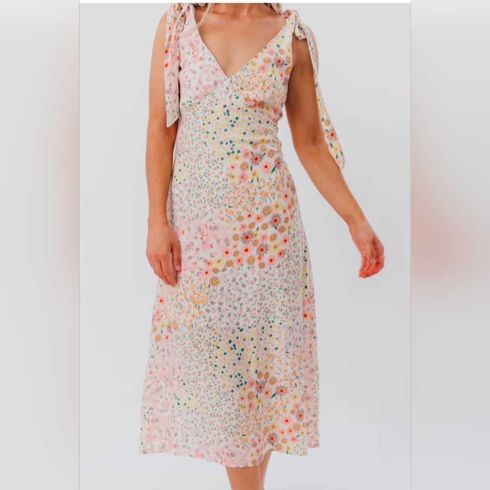 NWT Rory Sleeveless Shoulder Tie Midi Dress in Floral Multi